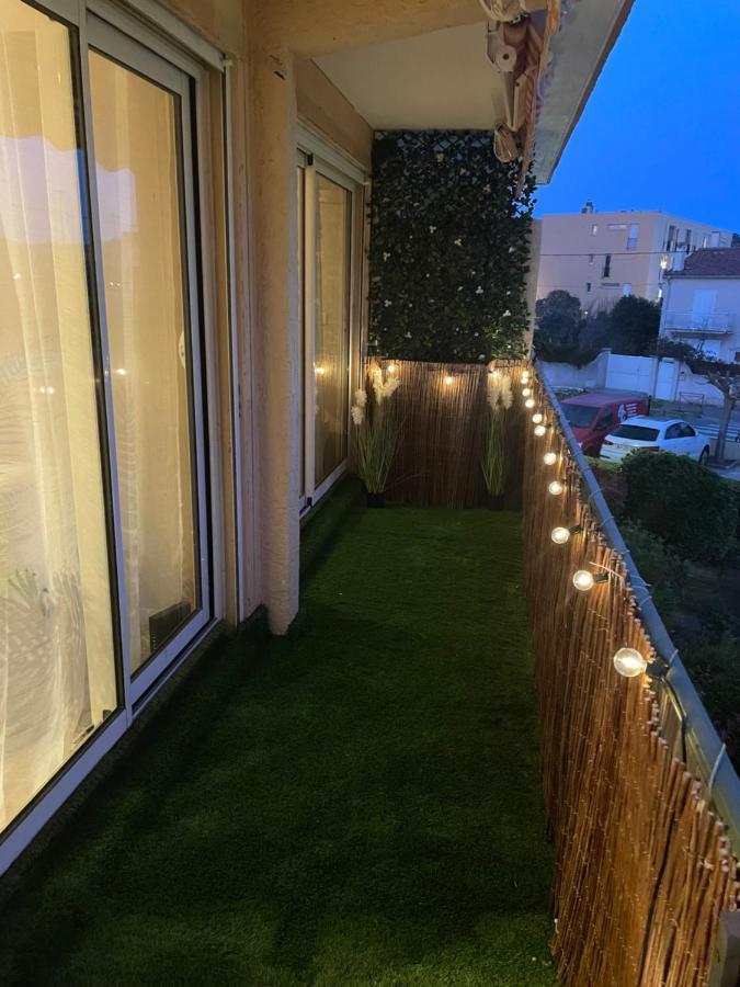 דירות New Cosy Flat Saint Tropez מראה חיצוני תמונה